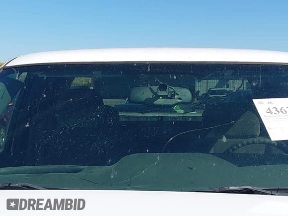 ✅ 2005 Chevrolet Silverado 2500HD Work Truck • VIN: 1GCHC29U85E135197 • Лот: 43638388. Опубликован ранее на IAAI с пробегом 326 283 миль. Бесплатный доступ к архиву аукционных продаж из США и подробный отчёт об истории автомобиля на DreamBid. Изображение 14.