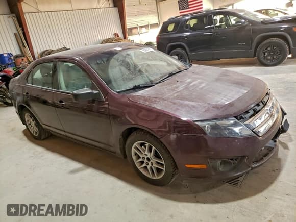 ✅ 2011 Ford Fusion S • VIN: 3FAHP0GAXBR260203 • Лот: 93601985. Опубликован ранее на Copart с пробегом 215 661 миль. Бесплатный доступ к архиву аукционных продаж из США и подробный отчёт об истории автомобиля на DreamBid. Изображение 4.