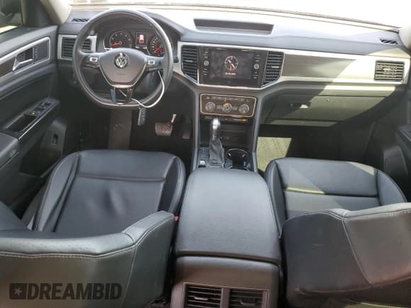 ✅ 2018 Volkswagen Atlas SEL • VIN: 1V2ER2CA2JC593127 • Lot: 70805405. Wystawiony na Copart z przebiegiem 99 697 mil. Bezpłatny archiwum sprzedaży aukcyjnych z USA i szczegółowy raport historii pojazdu na DreamBid. Zdjęcie 8.