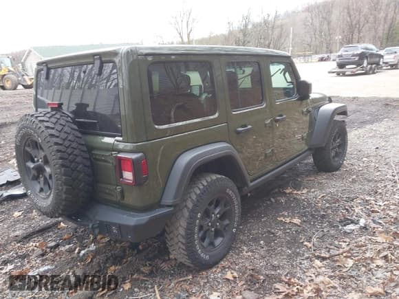 ✅ 2021 Jeep Wrangler Unlimited Willys • VIN: 1C4HJXDNXMW579595 • Lot: 41930989. Wystawiony na IAAI z przebiegiem 32 148 mil. Bezpłatny archiwum sprzedaży aukcyjnych z USA i szczegółowy raport historii pojazdu na DreamBid. Zdjęcie 4.
