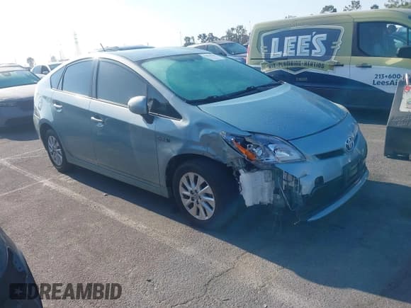 ✅ 2014 Toyota Prius • VIN: JTDKN3DP6E3056811 • Lot: 42934629. Listed on IAAI with 159,176 mi. Free auction sales archive from the USA and detailed vehicle history report at DreamBid. Image 1.