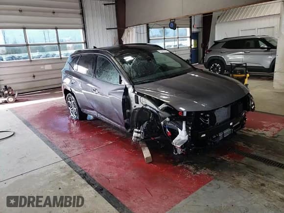 ✅ 2024 Hyundai Tucson N Line • VIN: KM8JFCD1XRU146530 • Lot: 76381454. Wystawiony na Copart z przebiegiem 6 924 mil. Bezpłatny archiwum sprzedaży aukcyjnych z USA i szczegółowy raport historii pojazdu na DreamBid. Zdjęcie 15.