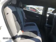 ✅ 2018 Chevrolet Bolt EV LT • VIN: 1G1FW6S0XJ4141105 • Lot: 61859124. Wystawiony na Copart z przebiegiem 125 567 mil. Bezpłatny archiwum sprzedaży aukcyjnych z USA i szczegółowy raport historii pojazdu na DreamBid. Zdjęcie 10.