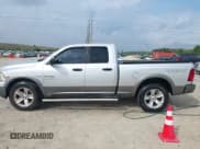 ✅ 2010 Dodge 1500 SLT • VIN: 1D7RB1GT6AS112613 • Lot: 41641379. Wystawiony na IAAI z przebiegiem 339 601 mil. Bezpłatny archiwum sprzedaży aukcyjnych z USA i szczegółowy raport historii pojazdu na DreamBid. Zdjęcie 14.