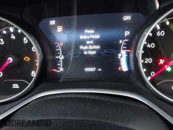 ✅ 2021 Jeep Compass Altitude • VIN: 3C4NJDBB3MT573945 • Lot: 43639280. Listed on IAAI with 50,507 mi. Free auction sales archive from the USA and detailed vehicle history report at DreamBid. Image 15.