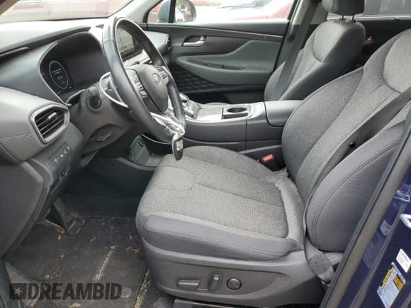 ✅ 2023 Hyundai Santa Fe Blue • VIN: 5NMS2DA13PH000358 • Lot: 72522433. Wystawiony na Copart z przebiegiem 9 105 mil. Bezpłatny archiwum sprzedaży aukcyjnych z USA i szczegółowy raport historii pojazdu na DreamBid. Zdjęcie 7.