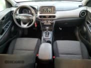 ✅ 2018 Hyundai Kona SE • VIN: KM8K12AA4JU090798 • Lot: 82194453. Listed on Copart with 72,740 mi. Free auction sales archive from the USA and detailed vehicle history report at DreamBid. Image 8.