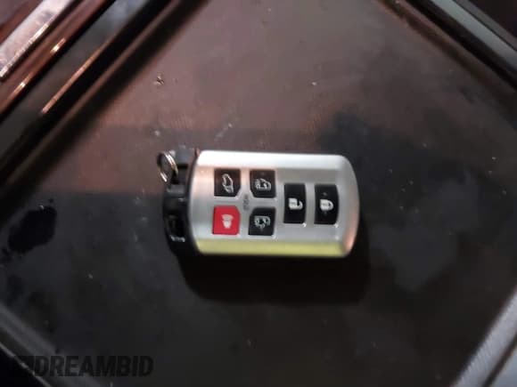 ✅ 2015 Toyota Sienna Limited • VIN: 5TDDK3DC3FS106157 • Lot: 41737202. Listed on IAAI with 173,724 mi. Free auction sales archive from the USA and detailed vehicle history report at DreamBid. Image 11.