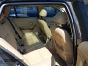 ✅ 2007 BMW 3 Series 328i • VIN: WBAVS13527FX15900 • Lot: 42047413. Wystawiony na IAAI z przebiegiem 159 249 mil. Bezpłatny archiwum sprzedaży aukcyjnych z USA i szczegółowy raport historii pojazdu na DreamBid. Zdjęcie 8.