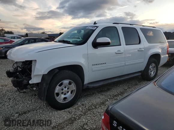 ✅ 2012 Chevrolet Suburban LT • VIN: 1GNSCJE08CR117041 • Lot: 92737405. Listed on Copart with 117,166 mi. Free auction sales archive from the USA and detailed vehicle history report at DreamBid. Image 1.