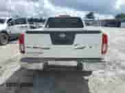 2015 Nissan Frontier S z VIN 1N6BD0CT5FN731034, wystawiony jako Copart lot #65045915 z przebiegiem 142 816 mil mil oraz Czysty tytuł • Clean title. Historia ofert i sprzedaży dostępna na DreamBid. Obrazek 6.