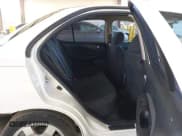 ✅ 2006 Nissan Sentra S • VIN: 3N1CB51D36L511058 • Lot: 43635542. Wystawiony na IAAI z przebiegiem 199 912 mil. Bezpłatny archiwum sprzedaży aukcyjnych z USA i szczegółowy raport historii pojazdu na DreamBid. Zdjęcie 8.