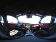 ✅ 2021 Alfa Romeo Giulia Quadrifoglio • VIN: ZARFAMEV2M7644718 • Lot: 42528664. Wystawiony na IAAI z przebiegiem 14 608 mil. Bezpłatny archiwum sprzedaży aukcyjnych z USA i szczegółowy raport historii pojazdu na DreamBid. Zdjęcie 18.