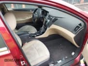 ✅ 2013 Hyundai Sonata GL • VIN: 5NPEB4AC9DH590482 • Lot: 41729895. Listed on IAAI with 194,151 mi. Free auction sales archive from the USA and detailed vehicle history report at DreamBid. Image 5.