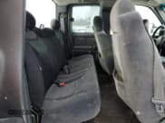 ✅ 2001 Chevrolet Silverado 2500HD LS • VIN: 1GCHK29G11E266964 • Лот: 46182055. Опубликован ранее на Copart с пробегом 208 512 миль. Бесплатный доступ к архиву аукционных продаж из США и подробный отчёт об истории автомобиля на DreamBid. Изображение 10.