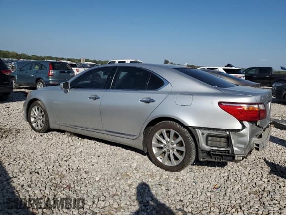 ✅ 2011 Lexus LS 460 • VIN: JTHCL5EF8B5009614 • Лот: 81552505. Опубликован ранее на Copart с пробегом 156 671 миль. Бесплатный доступ к архиву аукционных продаж из США и подробный отчёт об истории автомобиля на DreamBid. Изображение 2.