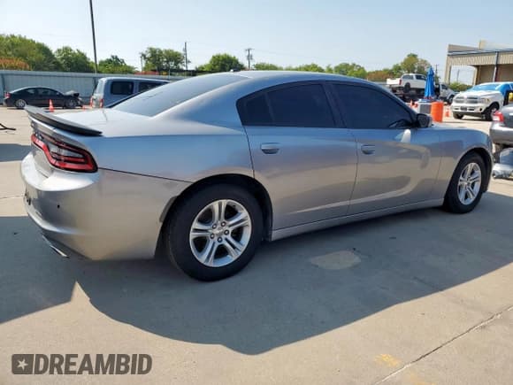 ✅ 2017 Dodge Charger SE • VIN: 2C3CDXBG3HH546100 • Lot: 71729185. Listed on Copart with 173,730 mi. Free auction sales archive from the USA and detailed vehicle history report at DreamBid. Image 3.