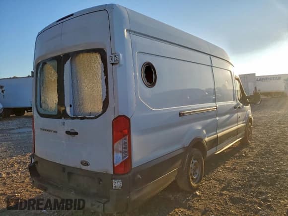 ✅ 2017 Ford Transit • VIN: 1FTBW3XM8HKB19934 • Lot: 96062195. Wystawiony na Copart z przebiegiem 902 053 mil. Bezpłatny archiwum sprzedaży aukcyjnych z USA i szczegółowy raport historii pojazdu na DreamBid. Zdjęcie 3.