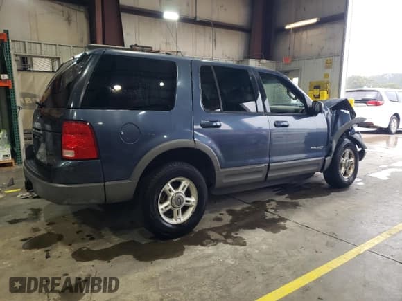 ✅ 2002 Ford Explorer XLT • VIN: 1FMZU73E52ZA62452 • Лот: 86106385. Опубликован ранее на Copart с пробегом 170 311 миль. Бесплатный доступ к архиву аукционных продаж из США и подробный отчёт об истории автомобиля на DreamBid. Изображение 3.