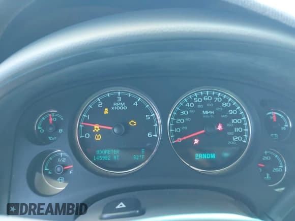 ✅ 2013 Chevrolet Tahoe LT • VIN: 1GNSCBE00DR145715 • Lot: 42722381. Wystawiony na IAAI z przebiegiem 145 982 mil. Bezpłatny archiwum sprzedaży aukcyjnych z USA i szczegółowy raport historii pojazdu na DreamBid. Zdjęcie 7.