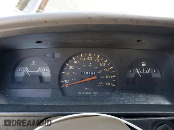 ✅ 1992 Toyota Pickup • VIN: JT4RN81A8N0104449 • Lot: 49462795. Listed on Copart with 189,796 mi. Free auction sales archive from the USA and detailed vehicle history report at DreamBid. Image 9.