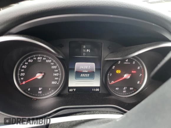 ✅ 2017 Mercedes-Benz C 300 • VIN: WDDWF4KB3HR306976 • Lot: 57585515. Listed on Copart with 33,222 mi. Free auction sales archive from the USA and detailed vehicle history report at DreamBid. Image 9.