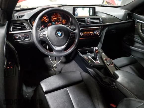 ✅ 2015 BMW 4 Series 428i xDrive • VIN: WBA3N5C55FK198586 • Лот: 49897865. Опубликован ранее на Copart с пробегом 124 288 миль. Бесплатный доступ к архиву аукционных продаж из США и подробный отчёт об истории автомобиля на DreamBid. Изображение 8.