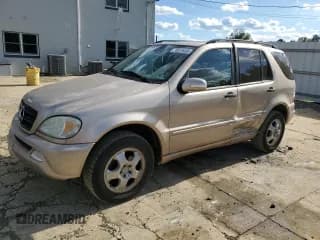 ✅ 2003 Mercedes-Benz M 350 • VIN: 4JGAB57EX3A436037 • Лот: 70079495. Опубликован ранее на Copart с пробегом 68 407 миль. Бесплатный доступ к архиву аукционных продаж из США и подробный отчёт об истории автомобиля на DreamBid. Изображение 1.