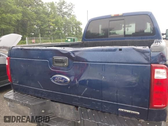 ✅ 2012 Ford F-250 XL • VIN: 1FT7X2B62CEA26128 • Лот: 42871492. Опубликован ранее на IAAI с пробегом 145 258 миль. Бесплатный доступ к архиву аукционных продаж из США и подробный отчёт об истории автомобиля на DreamBid. Изображение 6.
