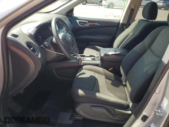 ✅ 2020 Nissan Pathfinder S • VIN: 5N1DR2AM4LC649853 • Lot: 71276865. Wystawiony na Copart z przebiegiem 40 175 mil. Bezpłatny archiwum sprzedaży aukcyjnych z USA i szczegółowy raport historii pojazdu na DreamBid. Zdjęcie 7.