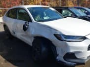 ✅ 2025 Honda HR-V Sport • VIN: 3CZRZ2H51SM724153 • Lot: 43542676. Wystawiony na IAAI z przebiegiem 10 378 mil. Bezpłatny archiwum sprzedaży aukcyjnych z USA i szczegółowy raport historii pojazdu na DreamBid. Zdjęcie 6.