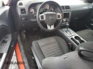 ✅ 2013 Dodge Challenger R/T • VIN: 2C3CDYBTXDH741687 • Lot: 44656355. Wystawiony na Copart z przebiegiem 181 089 mil. Bezpłatny archiwum sprzedaży aukcyjnych z USA i szczegółowy raport historii pojazdu na DreamBid. Zdjęcie 8.