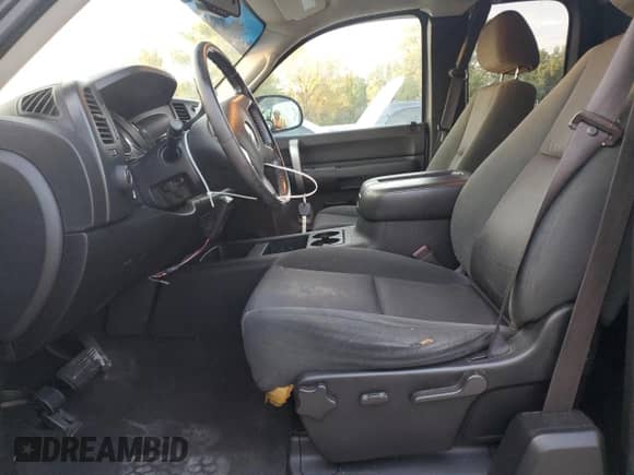 2008 Chevrolet Silverado 1500 2LT z VIN 2GCEK19J981258860, wystawiony jako Copart lot #80179055 z przebiegiem 191 835 mil mil oraz Szkoda całkowita • Salvage title. Historia ofert i sprzedaży dostępna na DreamBid. Obrazek 7.