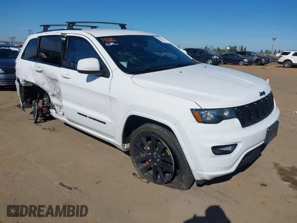 ✅ 2019 Jeep Grand Cherokee Upland • VIN: 1C4RJEAG1KC530797 • Lot: 41692641. Listed on IAAI with 62,802 mi. Free auction sales archive from the USA and detailed vehicle history report at DreamBid. Image 1.