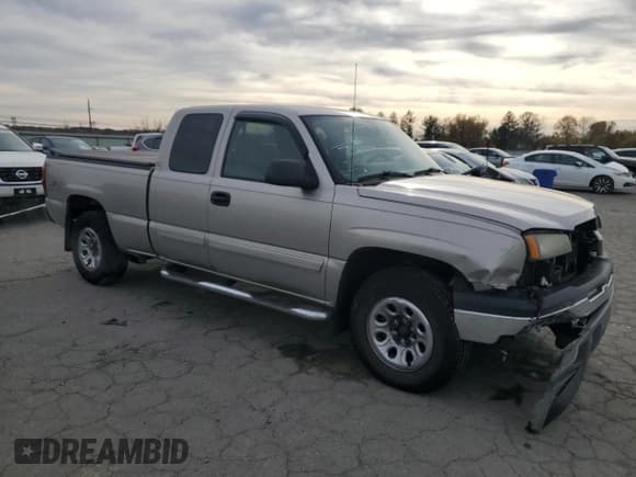 ✅ 2005 Chevrolet Silverado 1500 Z71 • VIN: 2GCEK19B951345758 • Лот: 91823735. Опубликован ранее на Copart с пробегом 157 581 миль. Бесплатный доступ к архиву аукционных продаж из США и подробный отчёт об истории автомобиля на DreamBid. Изображение 4.