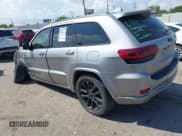 ✅ 2018 Jeep Grand Cherokee Altitude • VIN: 1C4RJEAG7JC181921 • Lot: 43208554. Wystawiony na IAAI z przebiegiem 157 255 mil. Bezpłatny archiwum sprzedaży aukcyjnych z USA i szczegółowy raport historii pojazdu na DreamBid. Zdjęcie 3.