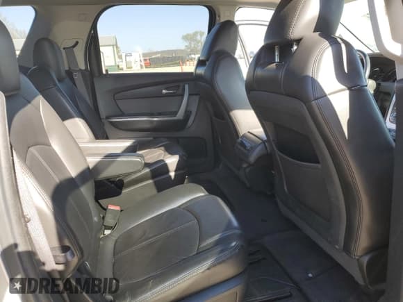 ✅ 2010 GMC Acadia SLT2 • VIN: 1GKLRNED1AJ185820 • Lot: 52496795. Listed on Copart with 186,460 mi. Free auction sales archive from the USA and detailed vehicle history report at DreamBid. Image 11.