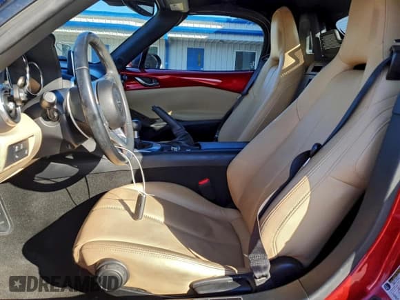 ✅ 2016 Mazda MX-5 Miata Grand Touring • VIN: JM1NDAD7XG0100236 • Lot: 94978795. Listed on Copart with 49,267 mi. Free auction sales archive from the USA and detailed vehicle history report at DreamBid. Image 7.