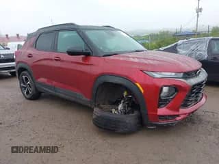 2022 Chevrolet TrailBlazer RS с VIN KL79MUSL1NB035374, выставлен на аукционе IAAI как лот 42353563 с пробегом 49 870 миль миль и . История ставок и продаж доступна на DreamBid. Изображение 1.