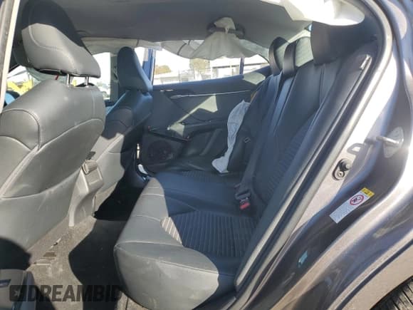 ✅ 2019 Toyota Camry SE • VIN: 4T1B11HK0KU697145 • Лот: 90520655. Опубликован ранее на Copart с пробегом 133 026 миль. Бесплатный доступ к архиву аукционных продаж из США и подробный отчёт об истории автомобиля на DreamBid. Изображение 10.