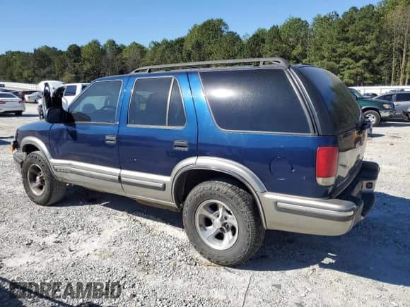 ✅ 1999 Chevrolet Blazer LT • VIN: 1GNCS13W1X2233100 • Лот: 86478505. Опубликован ранее на Copart с пробегом 179 107 миль. Бесплатный доступ к архиву аукционных продаж из США и подробный отчёт об истории автомобиля на DreamBid. Изображение 2.