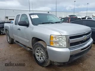 ✅ 2010 Chevrolet Silverado 1500 LS • VIN: 1GCSCREA2AZ179869 • Lot: 41882987. Listed on IAAI with 229,813 mi. Free auction sales archive from the USA and detailed vehicle history report at DreamBid. Image 1.