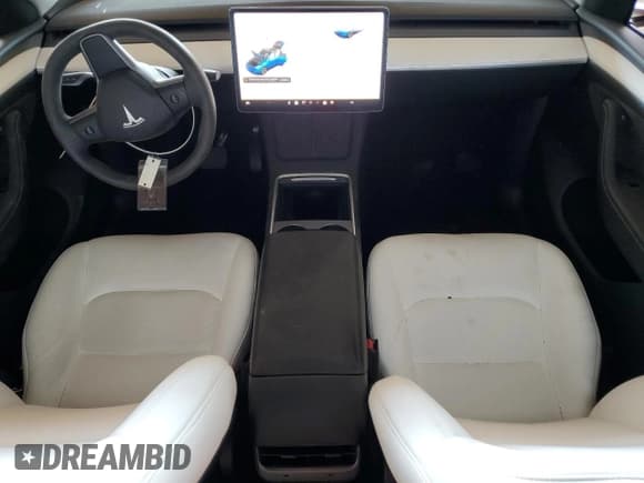 ✅ 2024 Tesla Model Y Long Range • VIN: 7SAYGDEE9RA320636 • Лот: 60744595. Опубликован ранее на Copart с пробегом 7 607 миль. Бесплатный доступ к архиву аукционных продаж из США и подробный отчёт об истории автомобиля на DreamBid. Изображение 8.