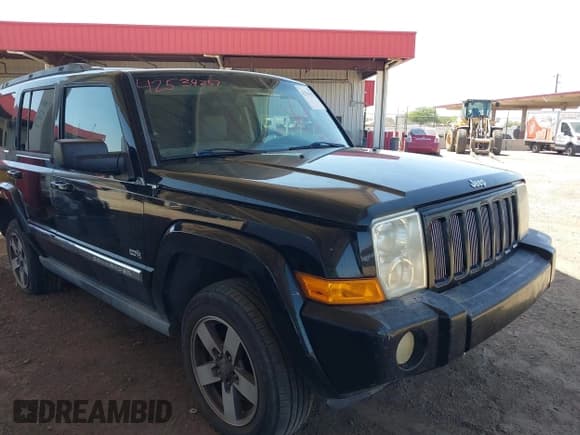 ✅ 2006 Jeep Commander • VIN: 1J8HH48K86C357144 • Lot: 42534257. Listed on IAAI with 218,953 mi. Free auction sales archive from the USA and detailed vehicle history report at DreamBid. Image 1.