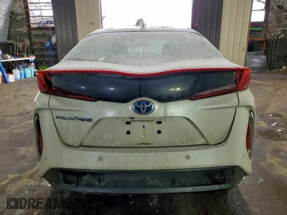 ✅ 2017 Toyota Prius Advanced • VIN: JTDKARFP1H3053752 • Lot: 95099725. Listed on Copart with 149,546 mi. Free auction sales archive from the USA and detailed vehicle history report at DreamBid. Image 6.