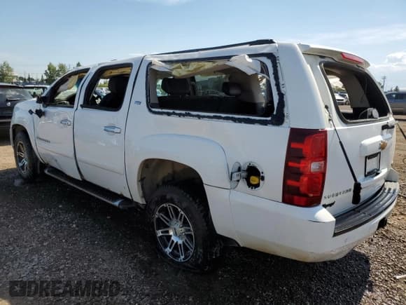 ✅ 2007 Chevrolet Suburban LT • VIN: 3GNFK163X7G312710 • Lot: 63247475. Listed on Copart with 394,423 mi. Free auction sales archive from the USA and detailed vehicle history report at DreamBid. Image 2.