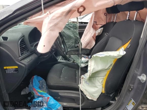 ✅ 2017 Hyundai Elantra Limited • VIN: KMHD84LF4HU186630 • Lot: 69938895. Listed on Copart with 192,281 mi. Free auction sales archive from the USA and detailed vehicle history report at DreamBid. Image 7.