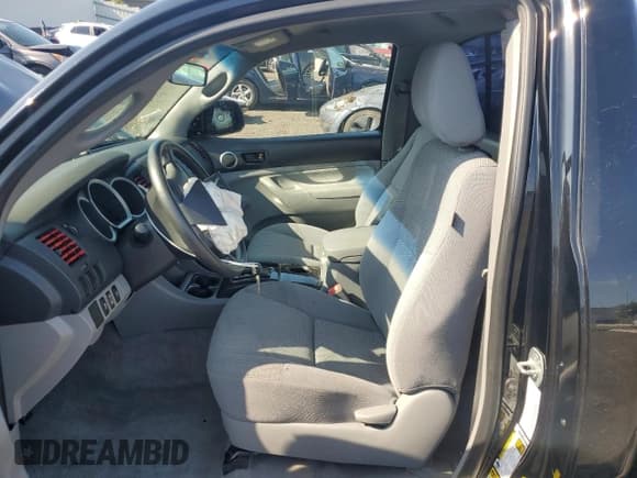 ✅ 2011 Toyota Tacoma • VIN: 5TFPX4ENXBX005075 • Lot: 66114515. Wystawiony na Copart z przebiegiem 135 482 mil. Bezpłatny archiwum sprzedaży aukcyjnych z USA i szczegółowy raport historii pojazdu na DreamBid. Zdjęcie 7.