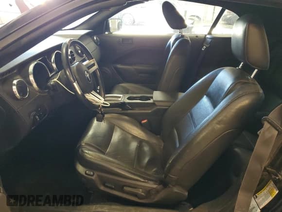 ✅ 2007 Ford Mustang Deluxe • VIN: 1ZVFT84N875344806 • Lot: 82203135. Listed on Copart with 160,404 mi. Free auction sales archive from the USA and detailed vehicle history report at DreamBid. Image 7.