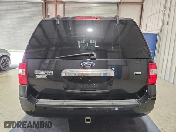 ✅ 2013 Ford Expedition Max XLT • VIN: 1FMJK1J52DEF40047 • Lot: 63868365. Wystawiony na Copart z przebiegiem 64 406 mil. Bezpłatny archiwum sprzedaży aukcyjnych z USA i szczegółowy raport historii pojazdu na DreamBid. Zdjęcie 6.